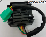 REGULADOR / RECTIFICADOR DE VOLTAJE 5 CABLES FICHA HEMBRA 